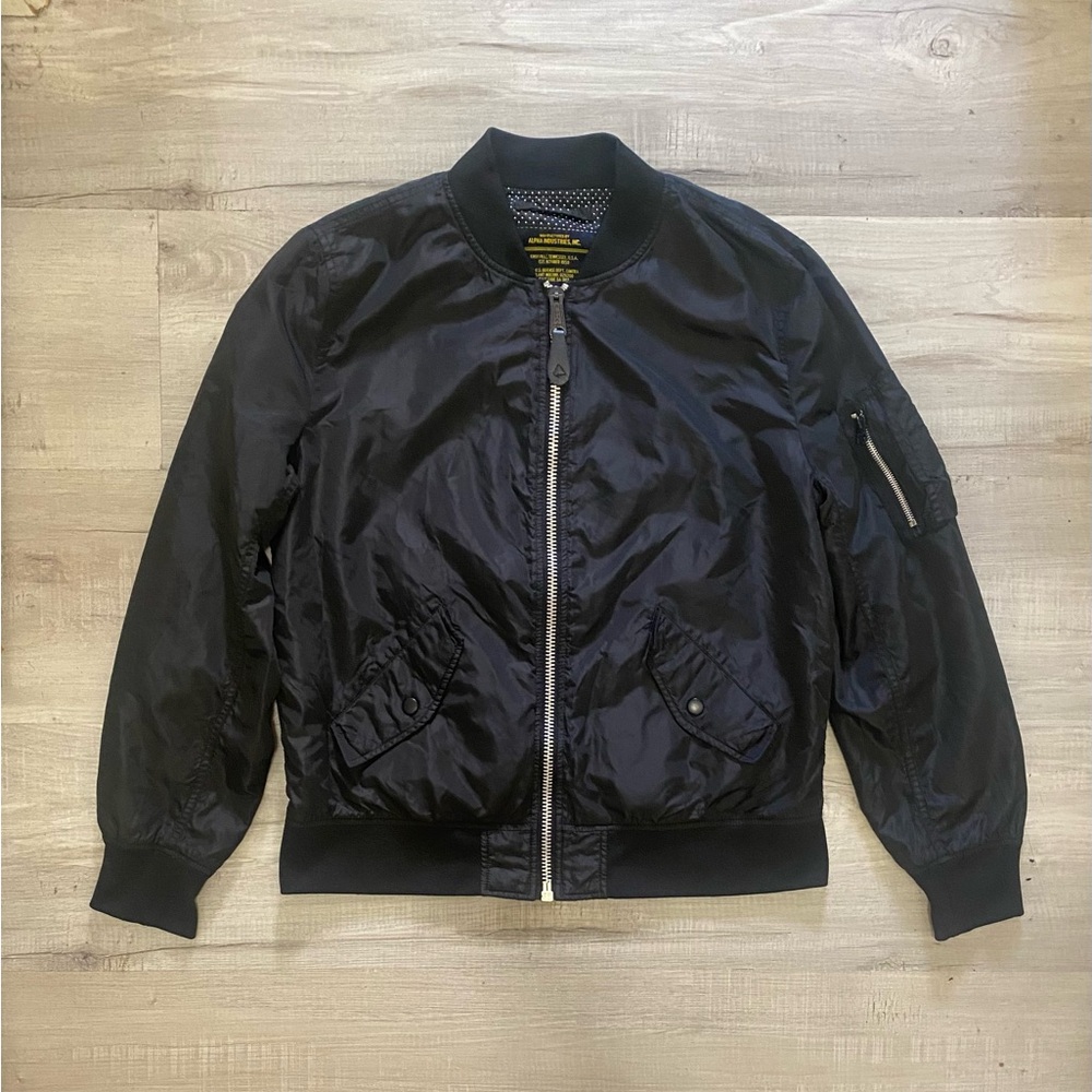 Alpha Industries MA-1 TT Lightweight Bomber Jacket Women’s Large